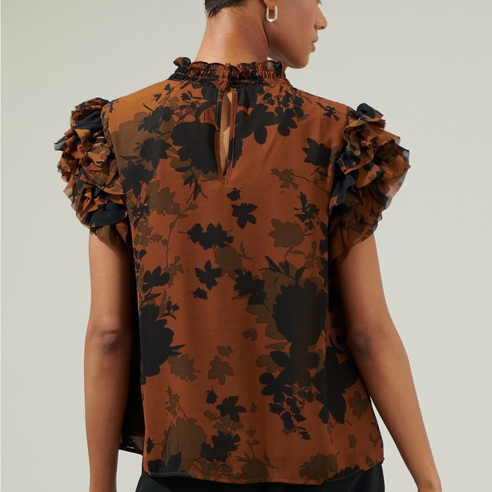 Sugarlips Ruffled Brown and Black Blouse - Picture 3 of 8